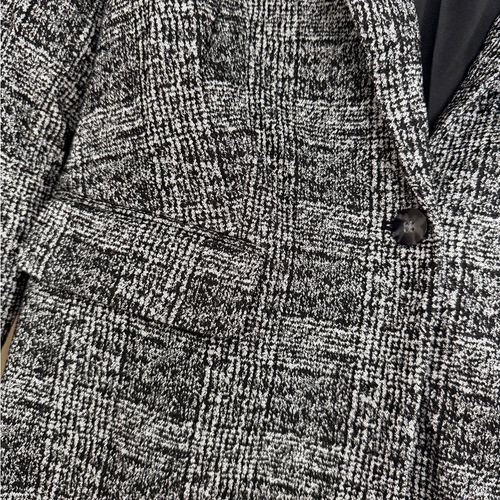New Women’s Nine West Blazer - Picture 3 of 4